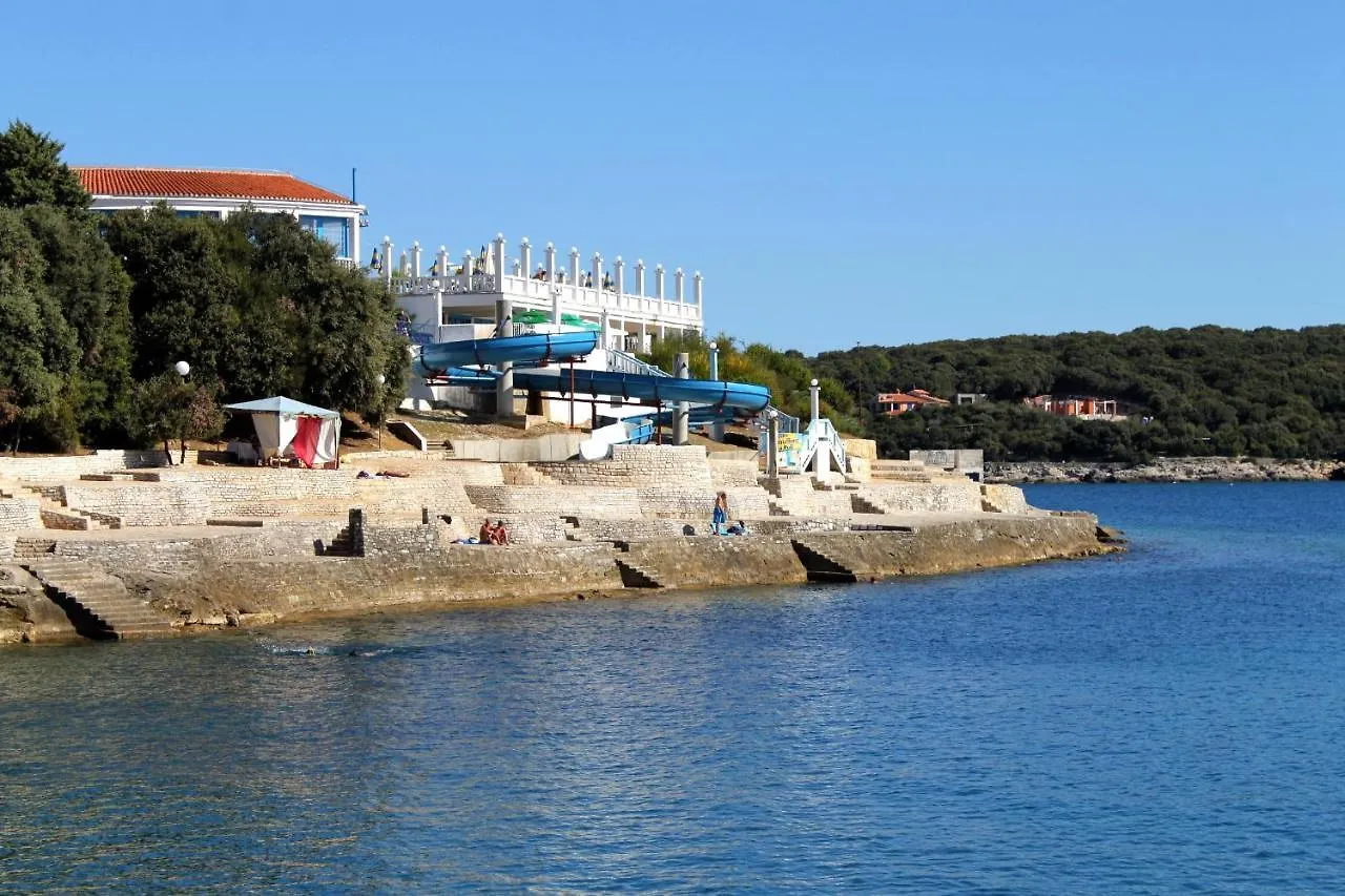Apartments With Wifi Pula - 19493