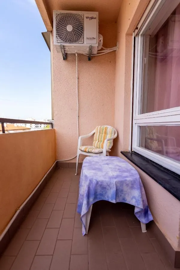Apartments With Wifi Pula - 19493